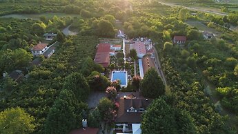 216 North Hotel & Wellness-Spa