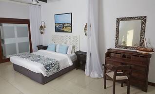 Tamarind Village Apartments