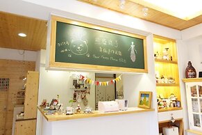 Bear Meets Moose B&B