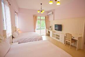 Bear Meets Moose B&B