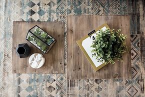 QuickStay CN Tower View Condo in Fort York