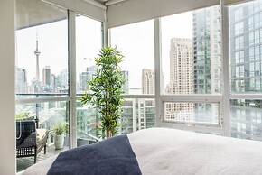 QuickStay CN Tower View Condo in Fort York