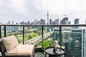 QuickStay CN Tower View Condo in Fort York