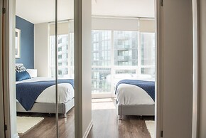 QuickStay CN Tower View Condo in Fort York