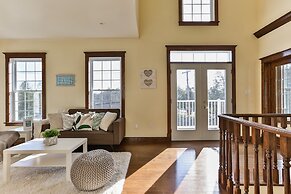 QuickStay Lake Simcoe Homestyle Cottage Private Beach