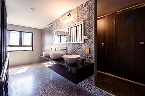 Local Backpacker Hostel