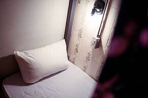 Local Backpacker Hostel