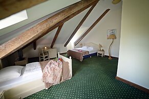 Bistrampolis Manor Boutique Hotel