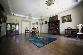 Bistrampolis Manor Boutique Hotel