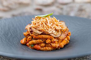 Medousa Bistrot & Suites