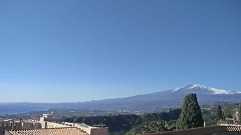 Medousa Bistrot & Suites