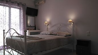 Infinity Blue Beach Apartments