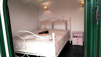 Infinity Blue Beach Apartments