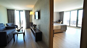 Port Bosphorus Hotel