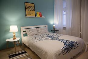 City of Rivers Italiyanskaya 6