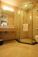 Flora Centre Hotel & Spa