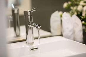 Flora Centre Hotel & Spa