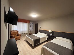 Hotel Joan Canejan