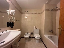 Hotel Joan Canejan