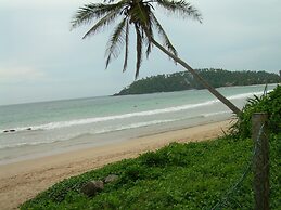 Bandhusena House and Apartments