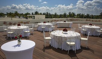 Royalton CHIC Cancun, An Autograph Collection All-Inclusive Resort - A