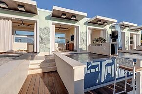 Royalton CHIC Cancun, An Autograph Collection All-Inclusive Resort - A