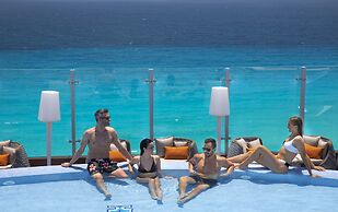 Royalton CHIC Cancun, An Autograph Collection All-Inclusive Resort - A