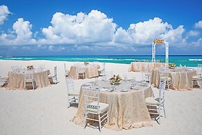 Royalton CHIC Cancun, An Autograph Collection All-Inclusive Resort - A