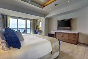 Royalton CHIC Cancun, An Autograph Collection All-Inclusive Resort - A