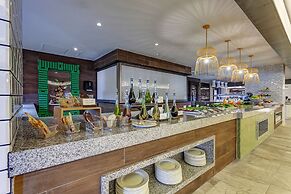 Royalton CHIC Cancun, An Autograph Collection All-Inclusive Resort - A