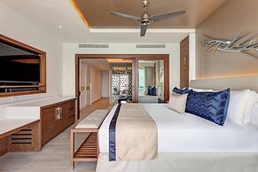 Royalton CHIC Cancun, An Autograph Collection All-Inclusive Resort - A
