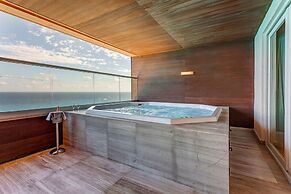 Royalton CHIC Cancun, An Autograph Collection All-Inclusive Resort - A