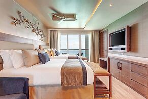 Royalton CHIC Cancun, An Autograph Collection All-Inclusive Resort - A