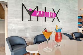 Royalton CHIC Cancun, An Autograph Collection All-Inclusive Resort - A