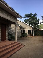 Daria Apartments