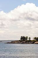 Bluebird Ocean Point Inn