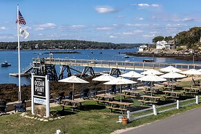 Bluebird Ocean Point Inn