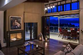 Luxurious Villa Kastro