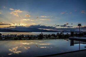 Luxurious Villa Kastro