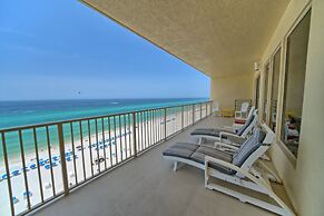 Beautiful Condo with Spacious Balcony to Enjoy Fascinating Ocean View 
