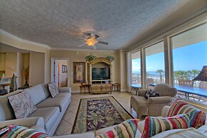 Beautiful Beachfront Condo with Pool View - Unit 0203 by RedAwning