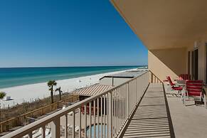 Oceanfront Condo with Spacious Balcony - Unit 0306 by RedAwning