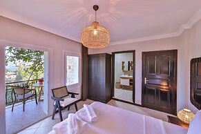 Hill House Adult Only