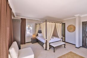 Hill House Adult Only