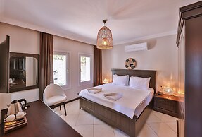 Hill House Adult Only