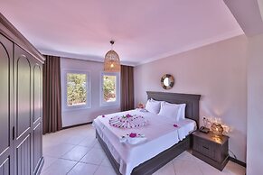 Hill House Adult Only