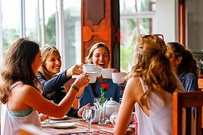 Hotel City Grand Ella