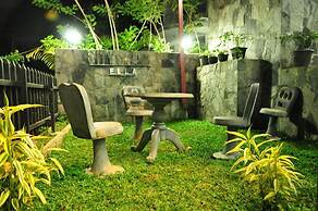 Hotel City Grand Ella