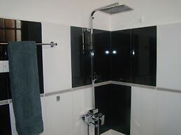 Hotel City Grand Ella