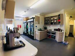 Landing Pads Brunswick - Hostel